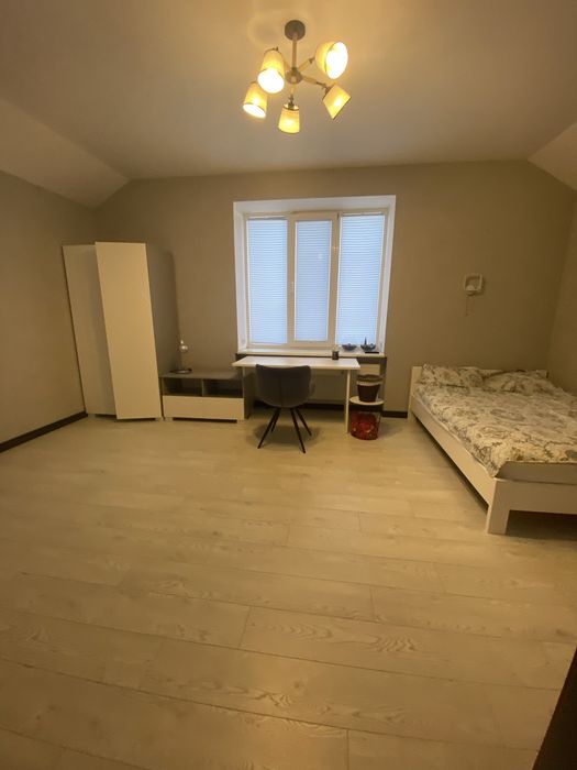 Продаж будинку з новим ремонтом