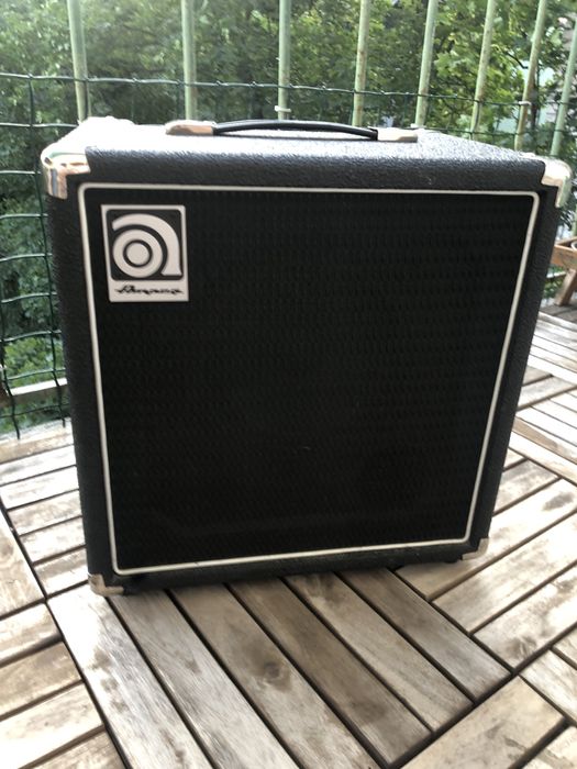 Комбік басовий Ampeg BA - 108