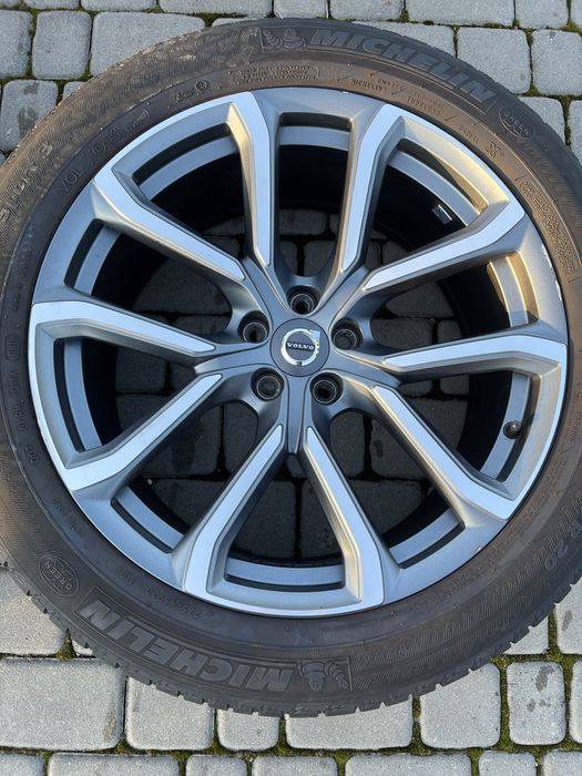 Alufelgi 5x108 20 cale Volvo R Design XC90 II XC60 opony 275/45/20