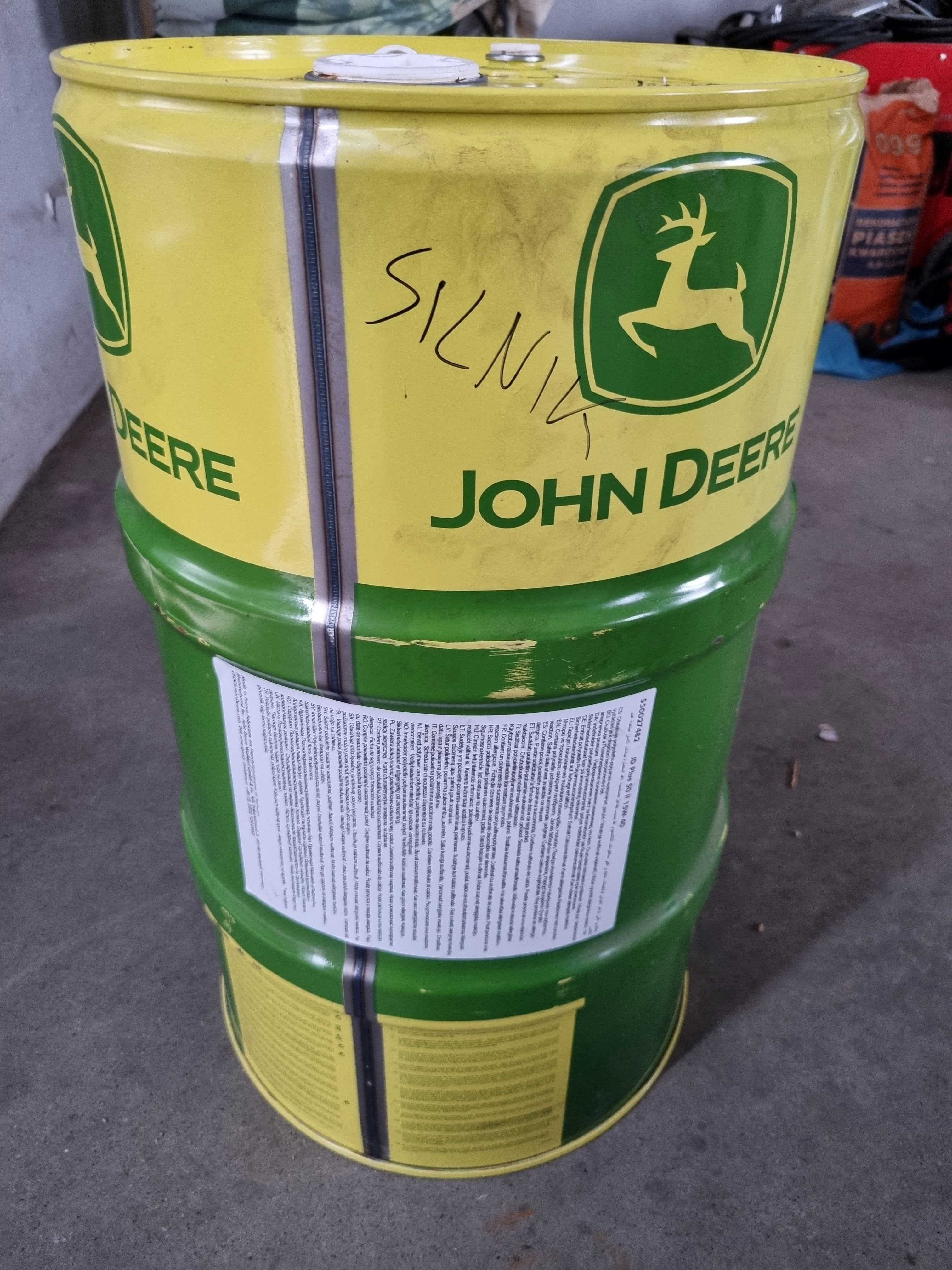 beczka john deere 55l po oleju bardzo ładna