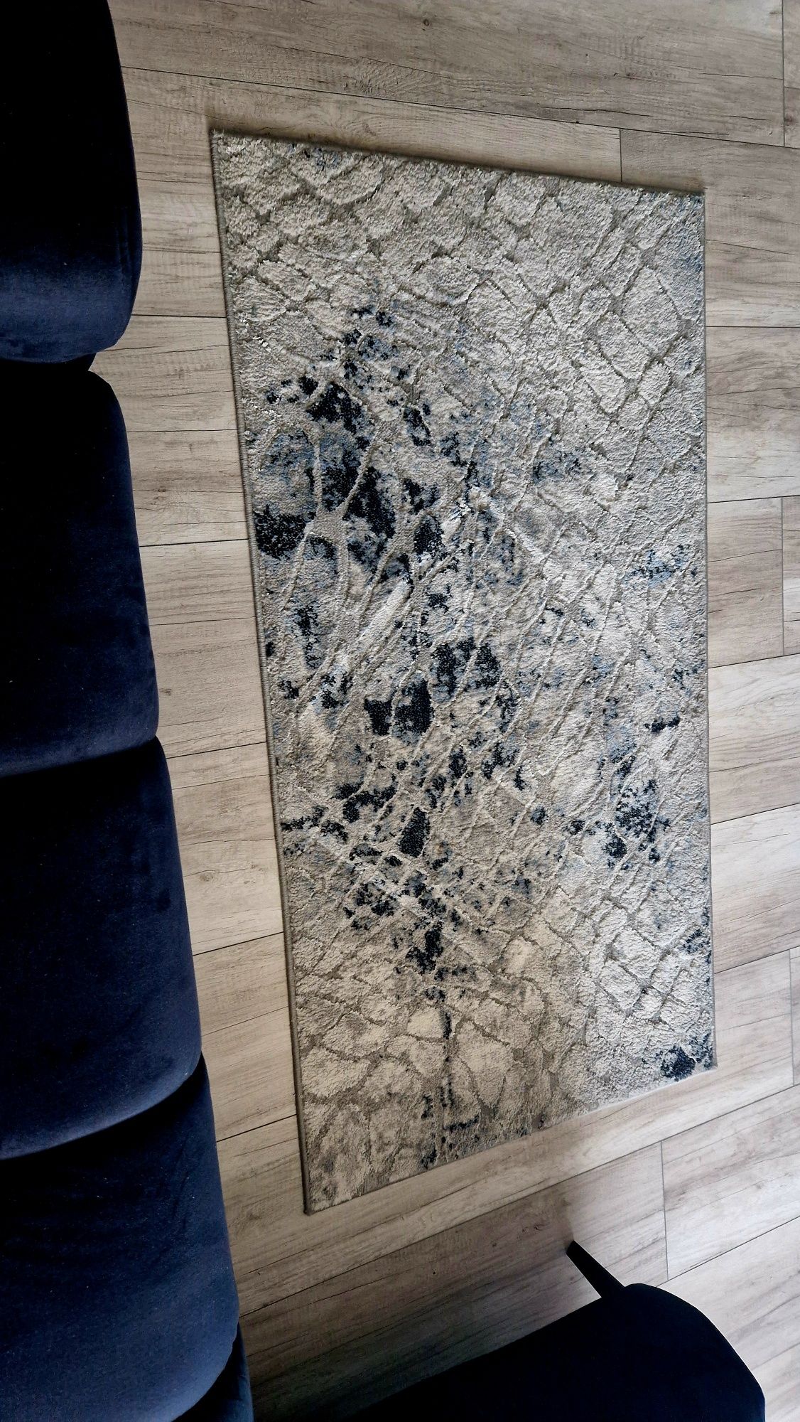 Szary dywan marmur beton efekt 3D 80x150 szaro niebieski srebrny