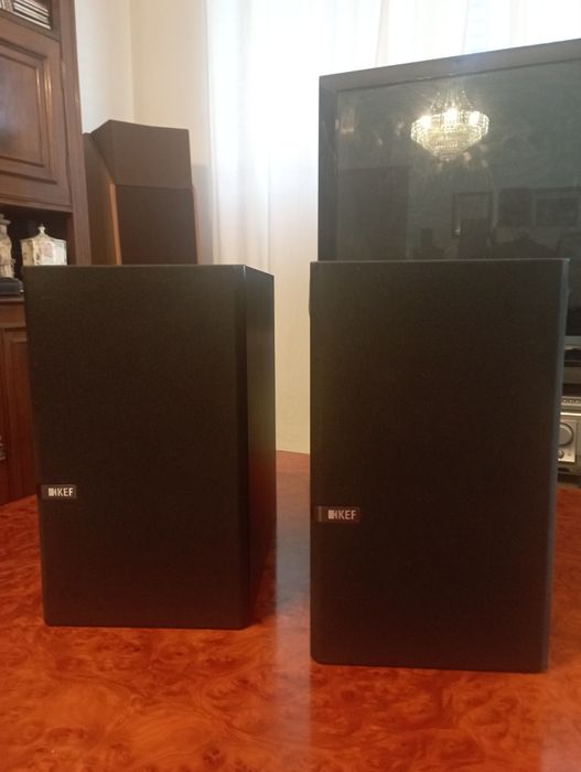 Colunas som Kef Q300