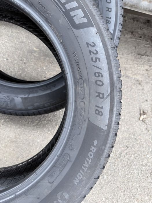 225-60-R18 Michelin. Всесезонка. Склад резини.
