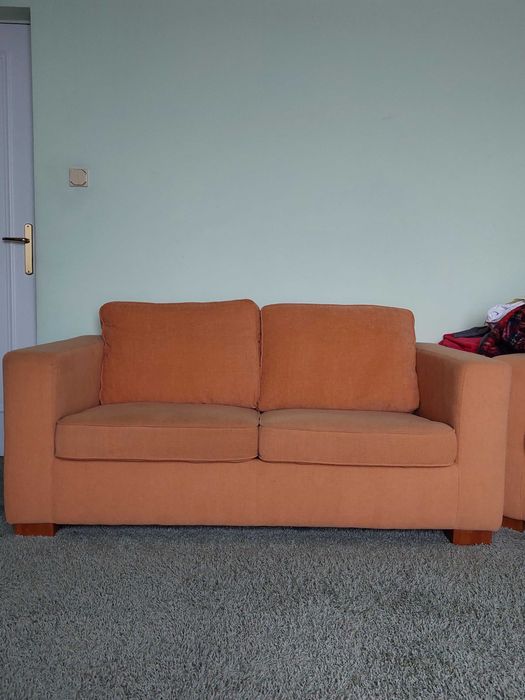 Materiałowa kanapa, fotele i puffy WARTO zapraszam do zakupu