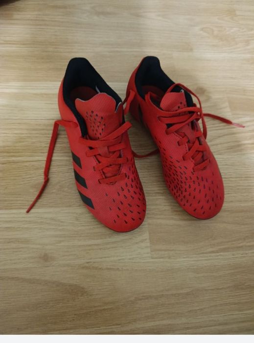 Продам бутси adidas predator оригінал