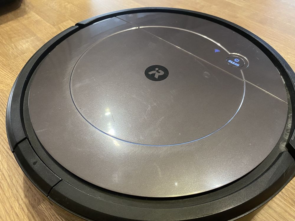 Robot sprzątający, mopujący odkurzacz iRobot Roomba Combo