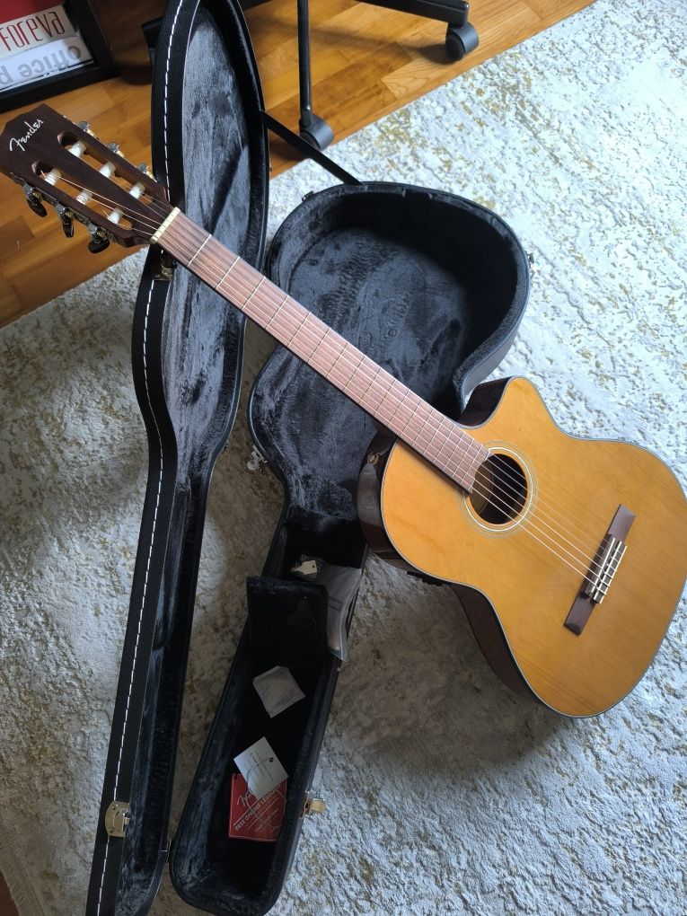 Guitarra Fender ThinLine Nylon