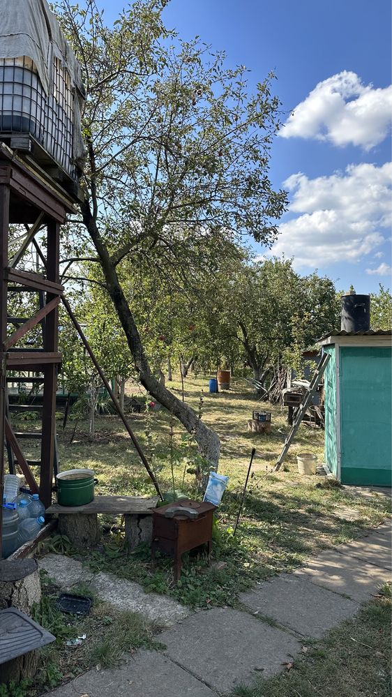 Продається дача, на березі Макортського водосховища.