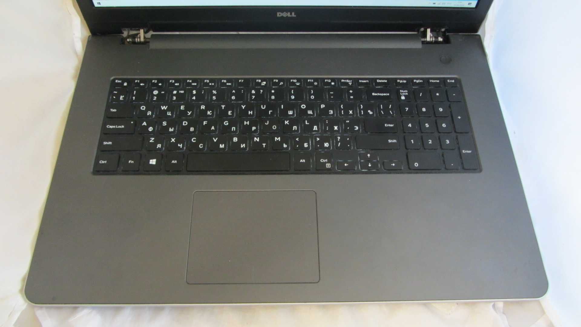 Ноутбук Dell Inspiron 5759  Intel Core i5 8Gb/1024Gb SSD,4gb video