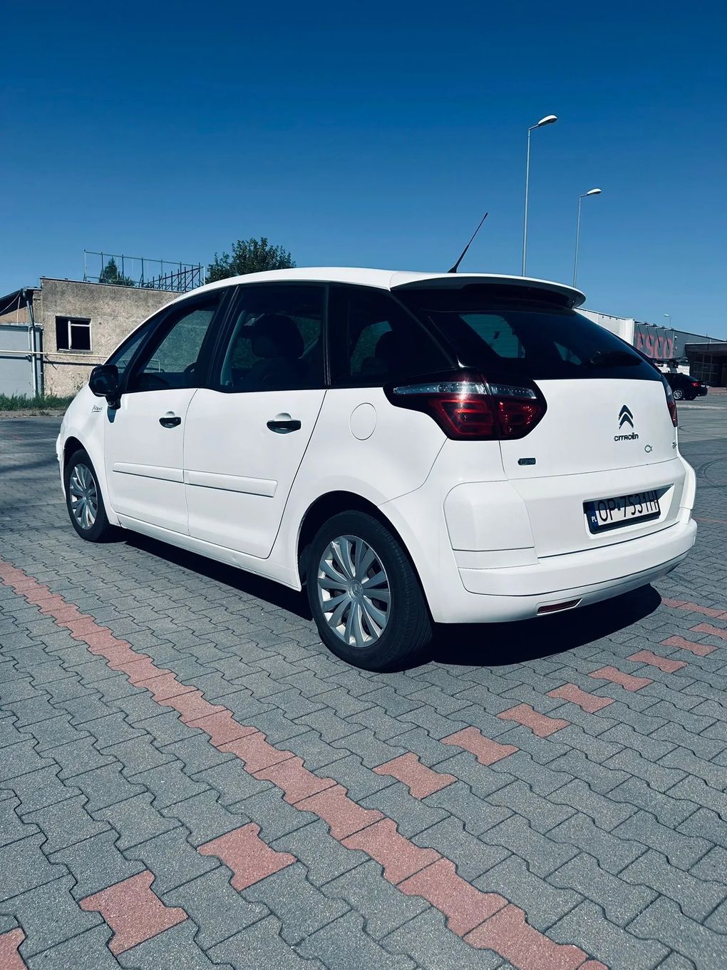 Citroën C4 Picasso zadbany , bogata wersja - długie opłaty