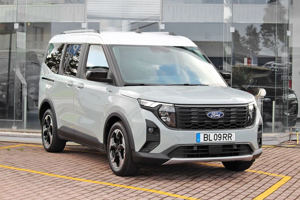 Ford Tourneo Courier 1.0 EcoBoost Active