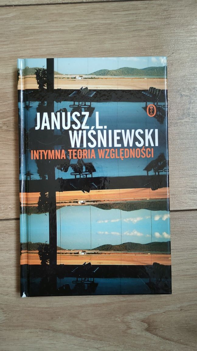 Janusz L. Wiśniewski  cztery książki 
- zespoły napięć
- intymna teori