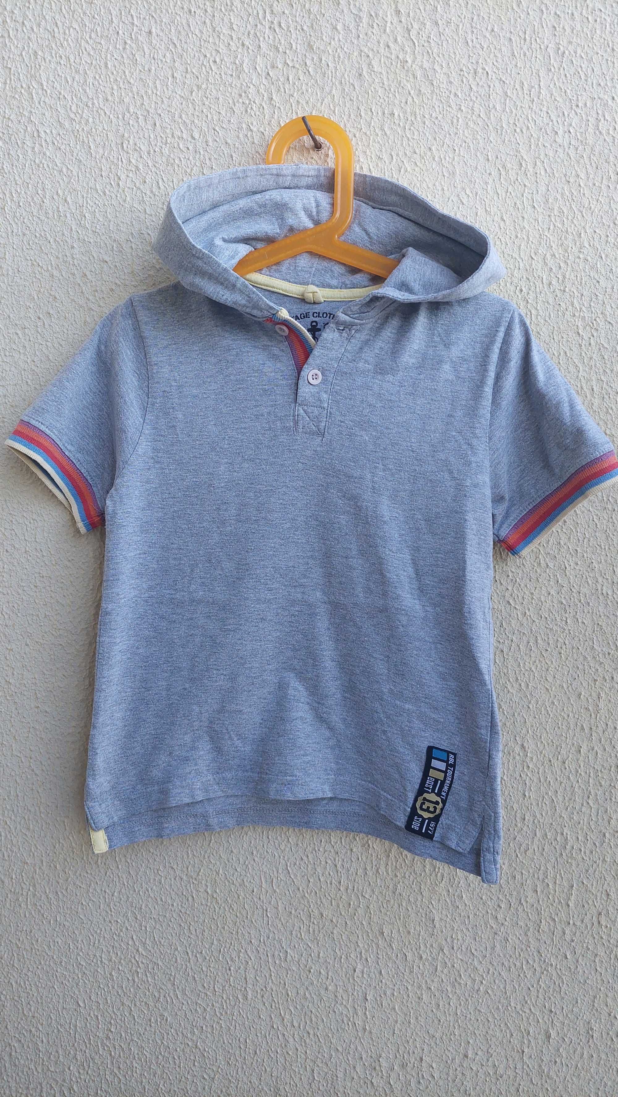 T-shirt com capuz menino 4/5 anos