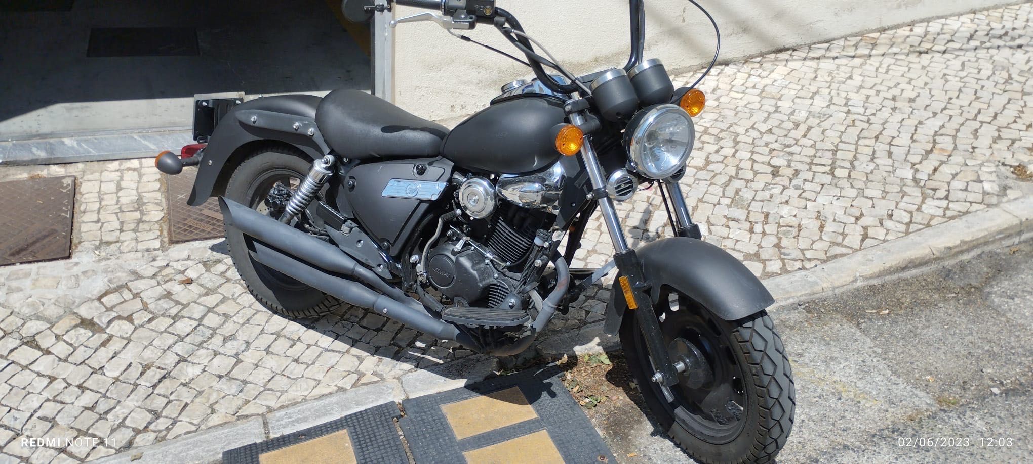 Vendo keeway superlight 125 ou troco por moto 4