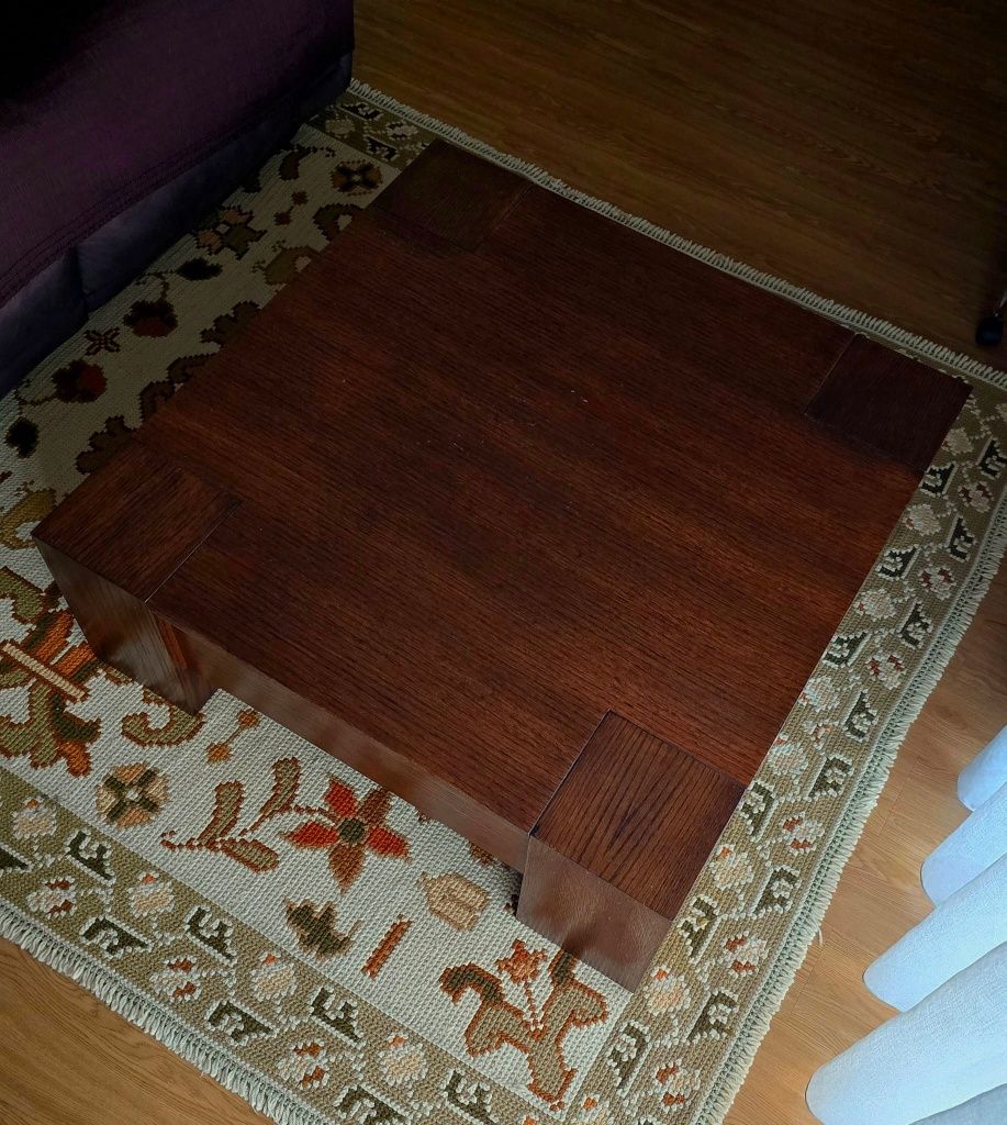 Mesa de Centro - Madeira Maciça - Marca Vintage