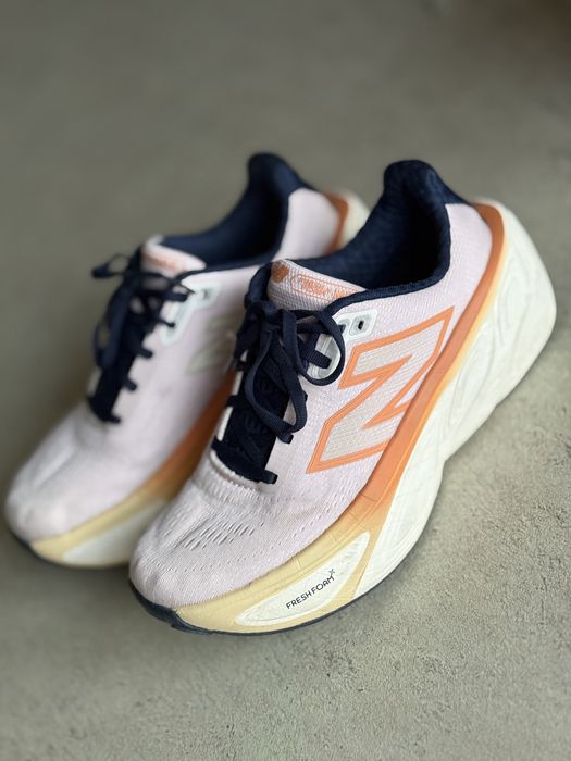 Кросівки New Balance Fresh Foam More v5