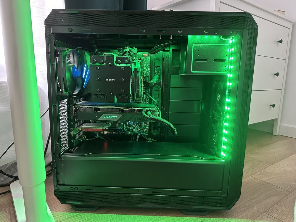 Komputer/ Zestaw Gamingowy RTX2080Ti/i7-8700K/16GB/W10