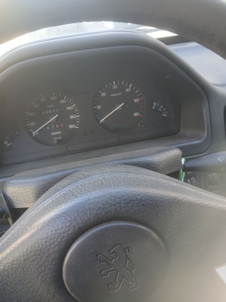 Peugeot 106 usado