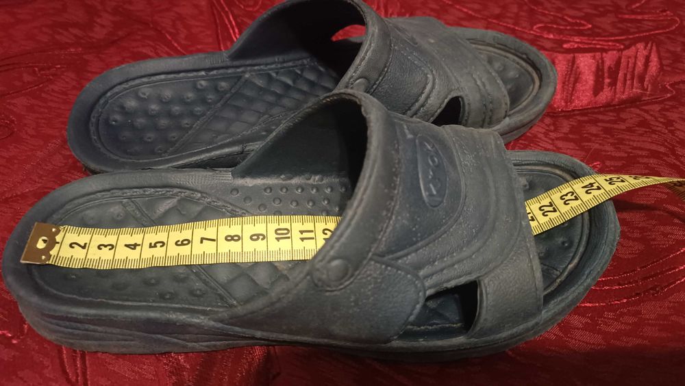 Шльопанці гумові підліткові