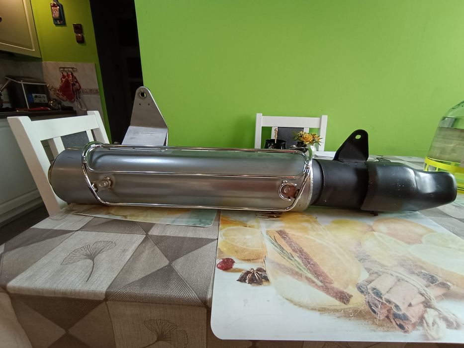 Tłumik xrv 750 Africa twin