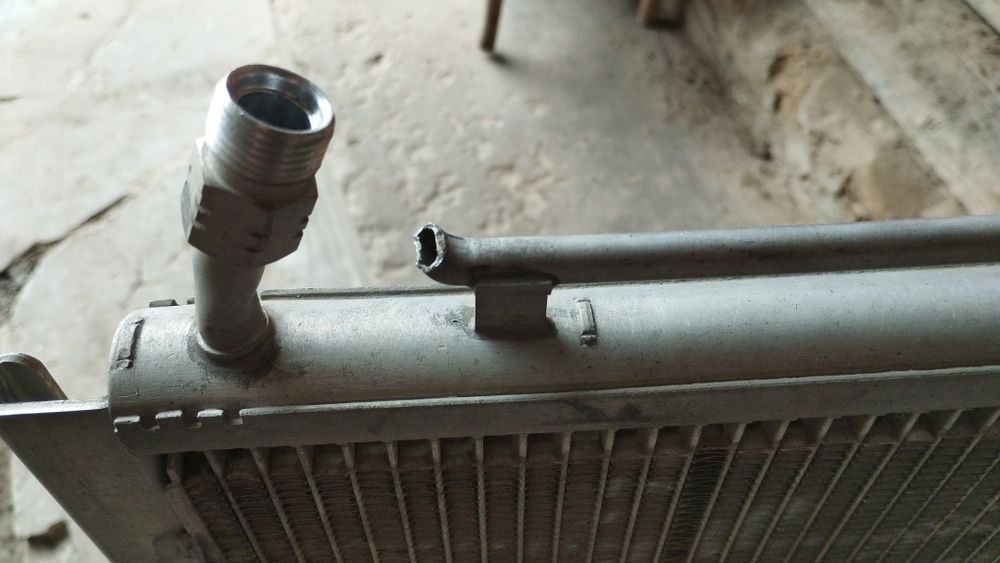 Радіатор кондиціонера для JOHN DEERE 3420