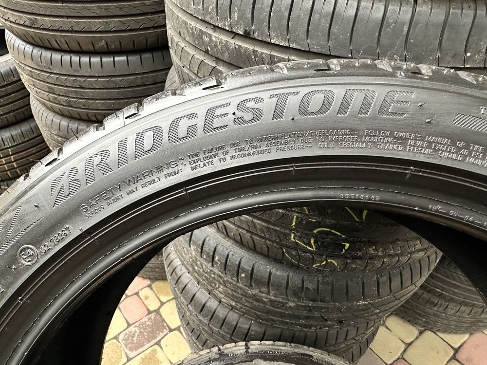 225/45/19 92W Bridgestone Potenza S001 RFT