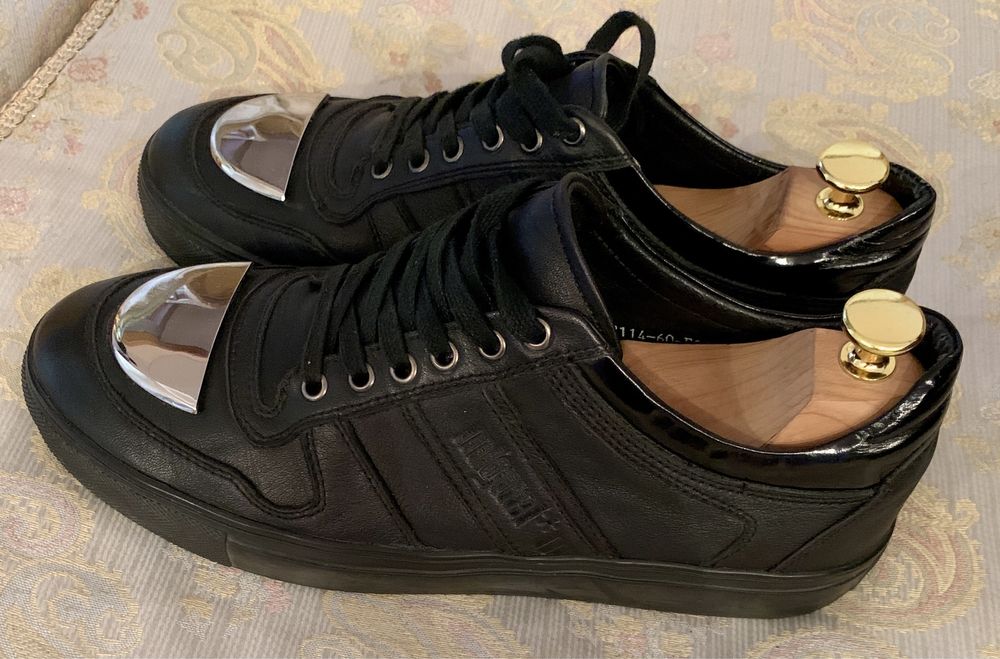 Мужские кроссовки