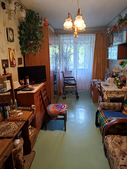 Продаётся 2 ком квартира Днепровский район