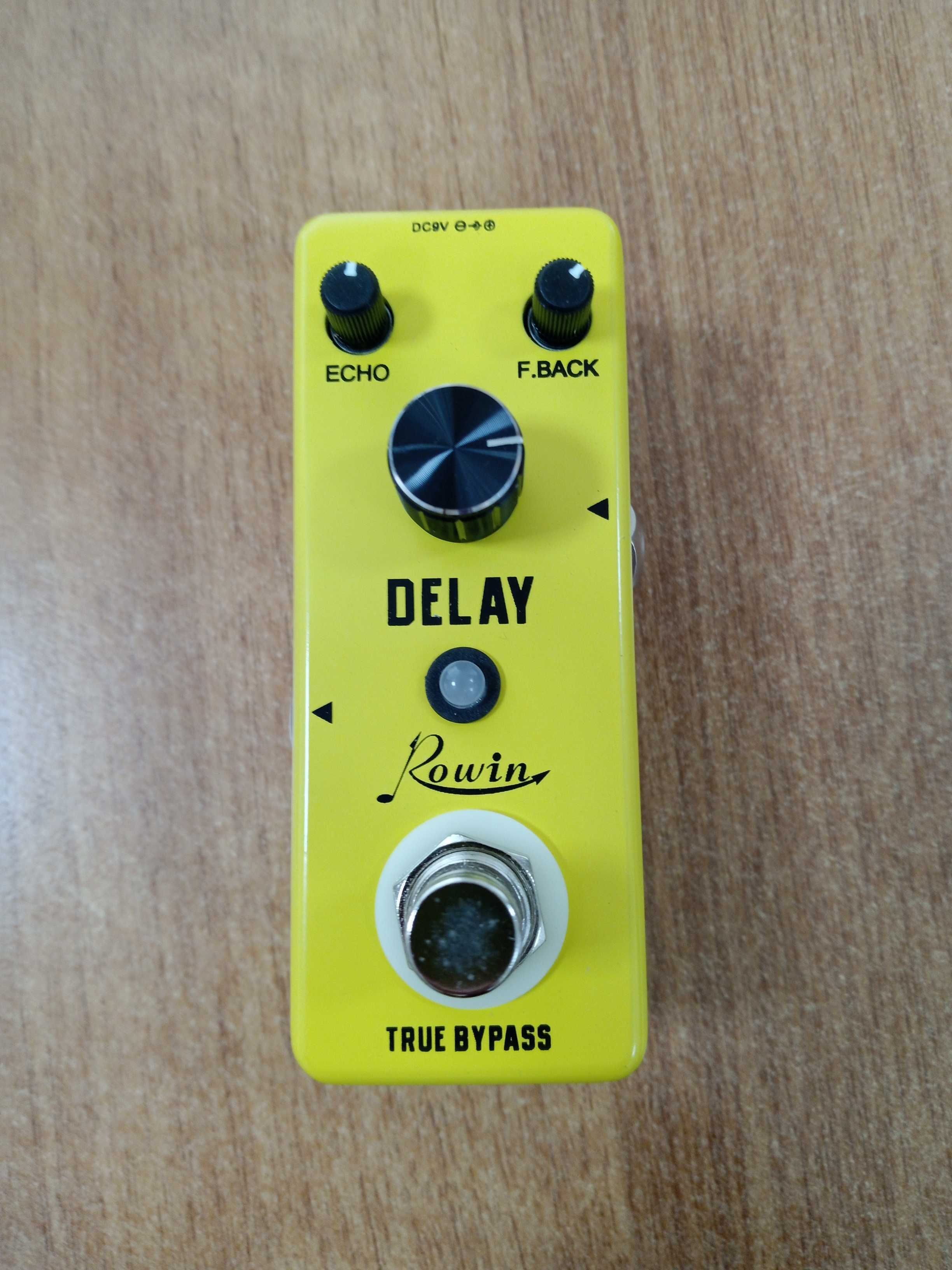 Efekt gitarowy Rowin Delay