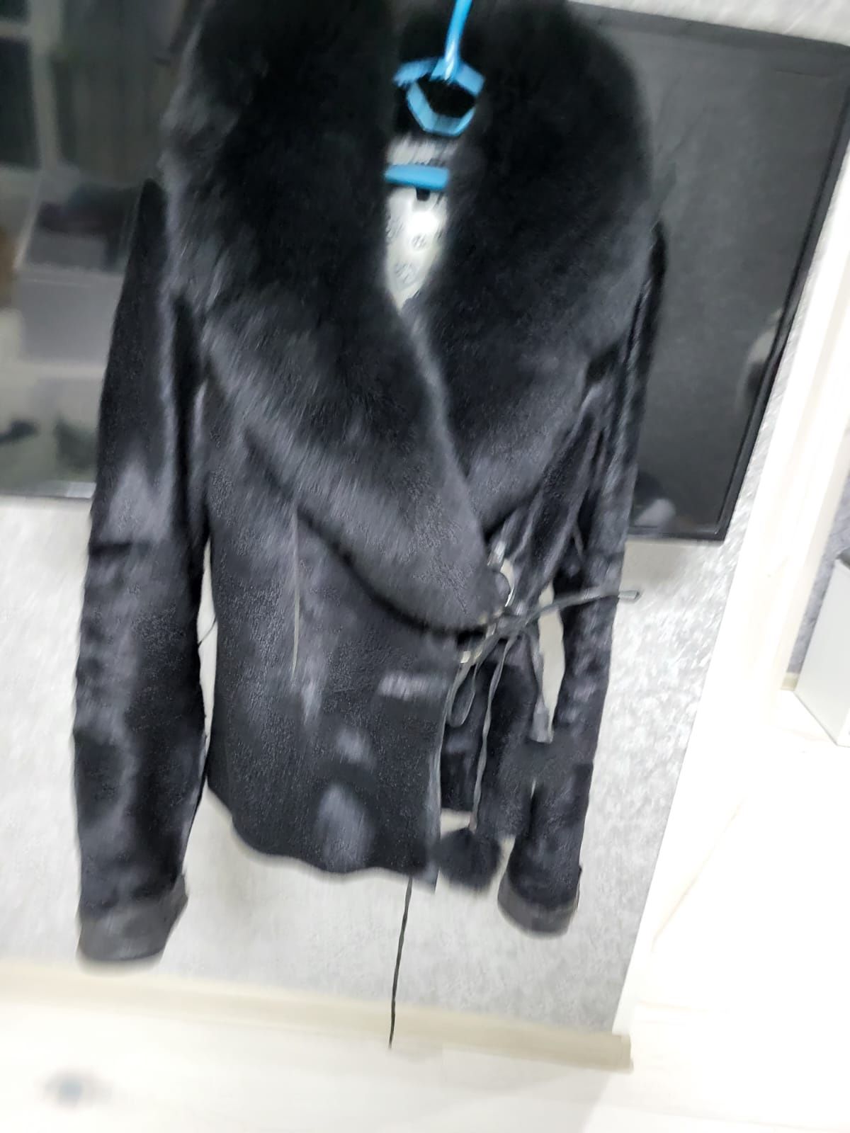 Куртка из меха пони