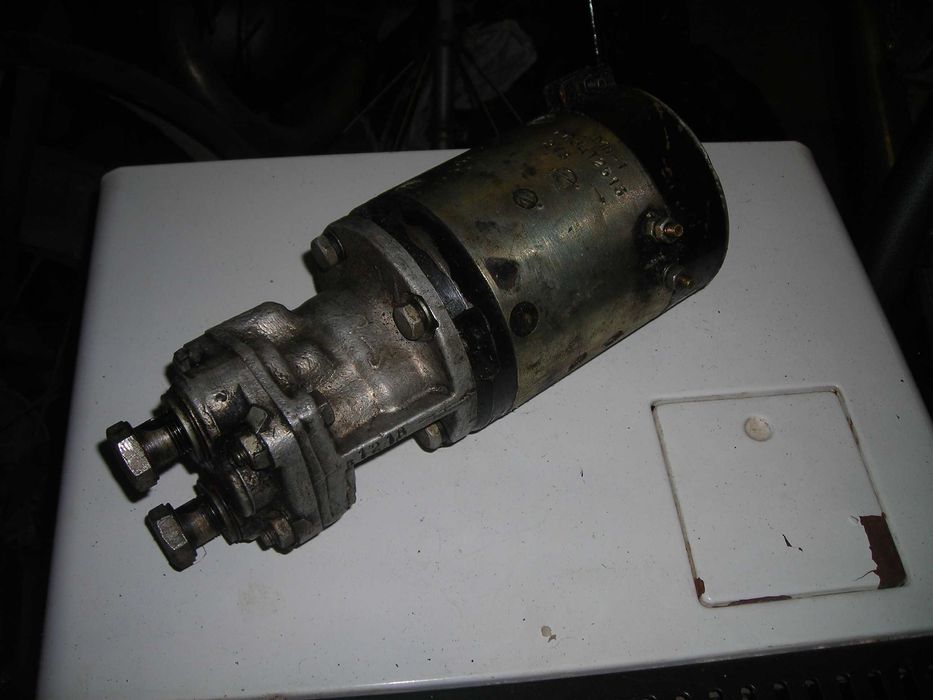 продам масленый насос