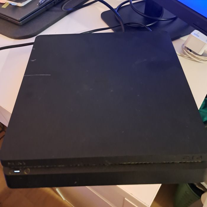 Playstation 4 Slim 1Tb
