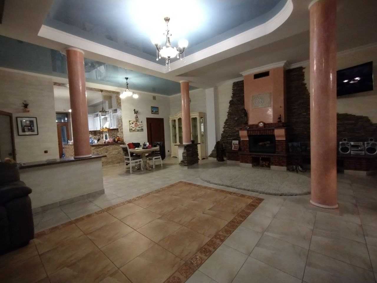 Оренда великого будинку для сім'ї