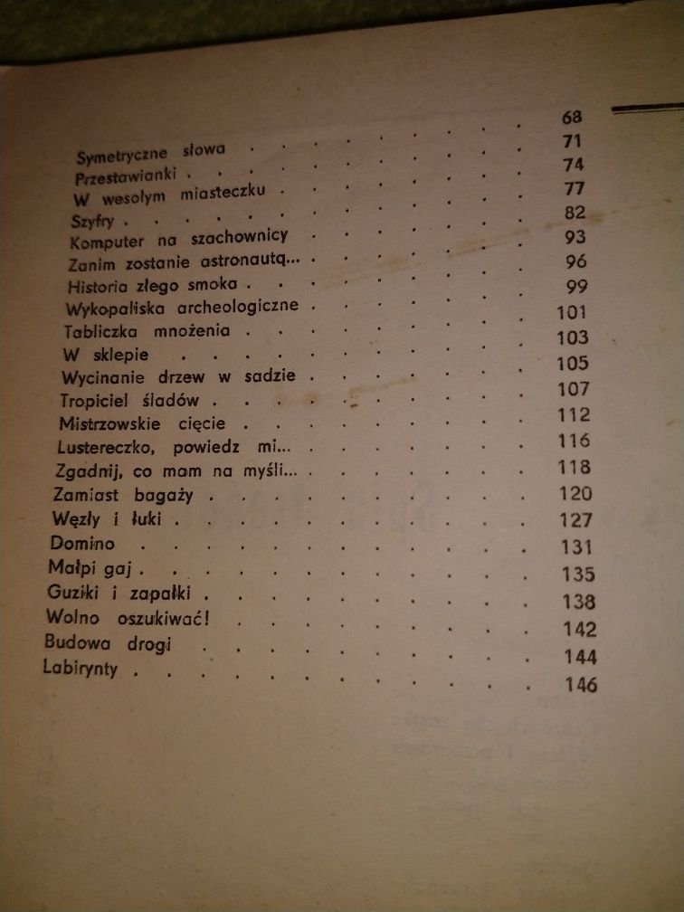 Proste gry i zabawy matematyczne w domu i na wakacjach. J. Cwirko i in