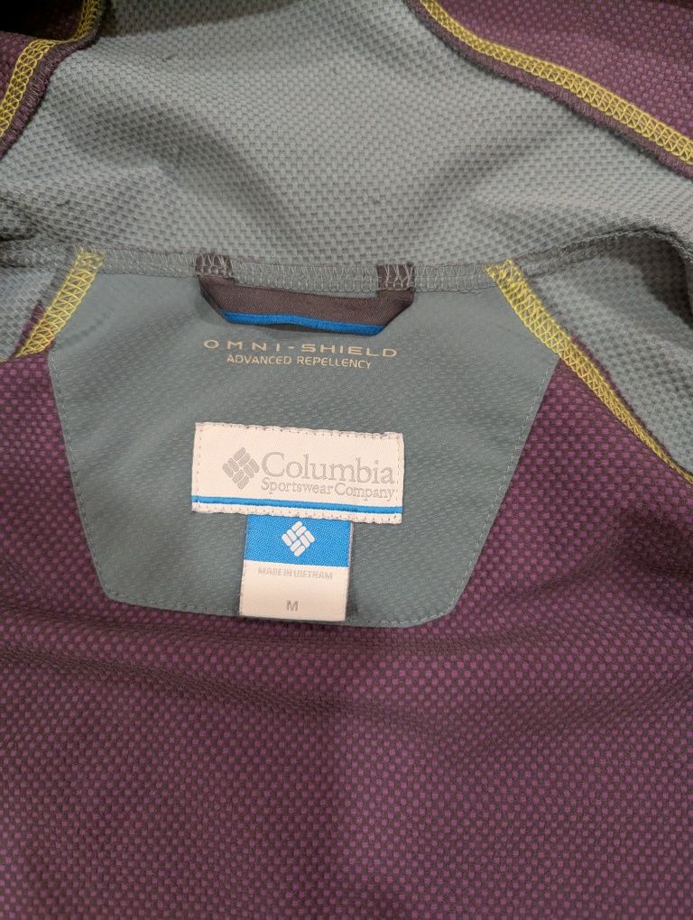 Жіноча вітрівка Columbia М