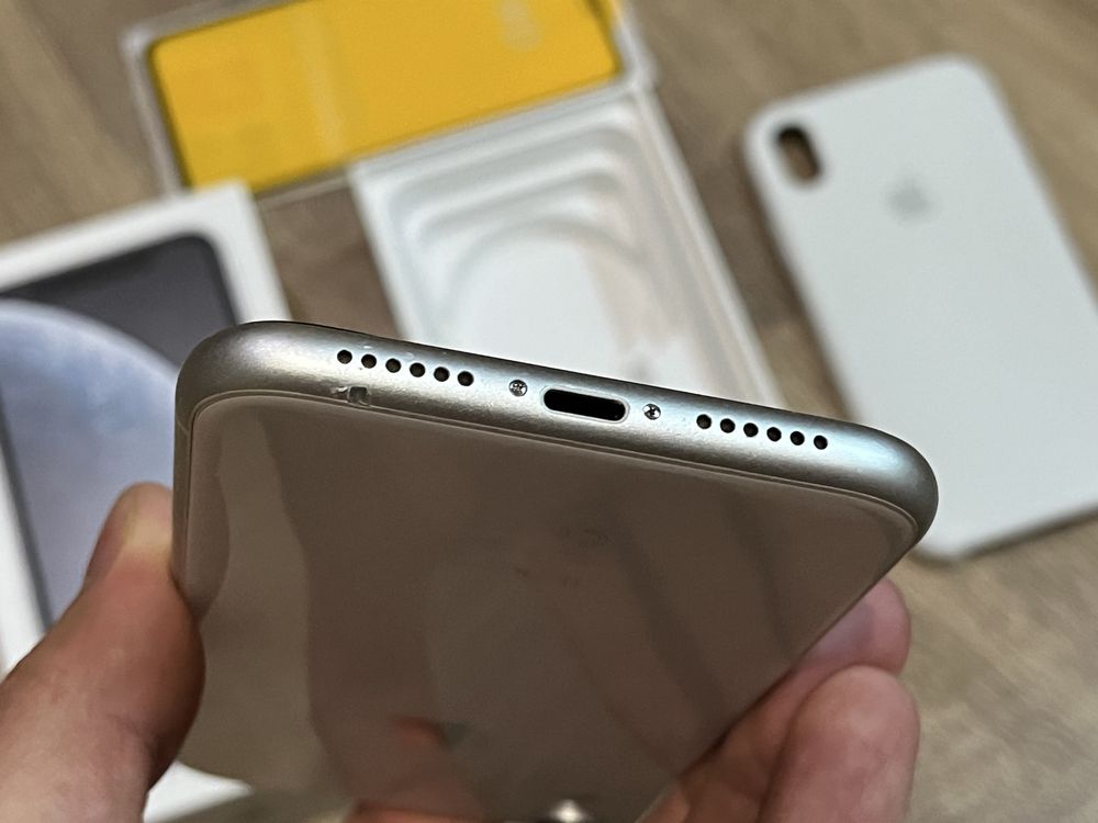 iPhone XR 256Gb Neverlock весь оригiнал Айфон 10р