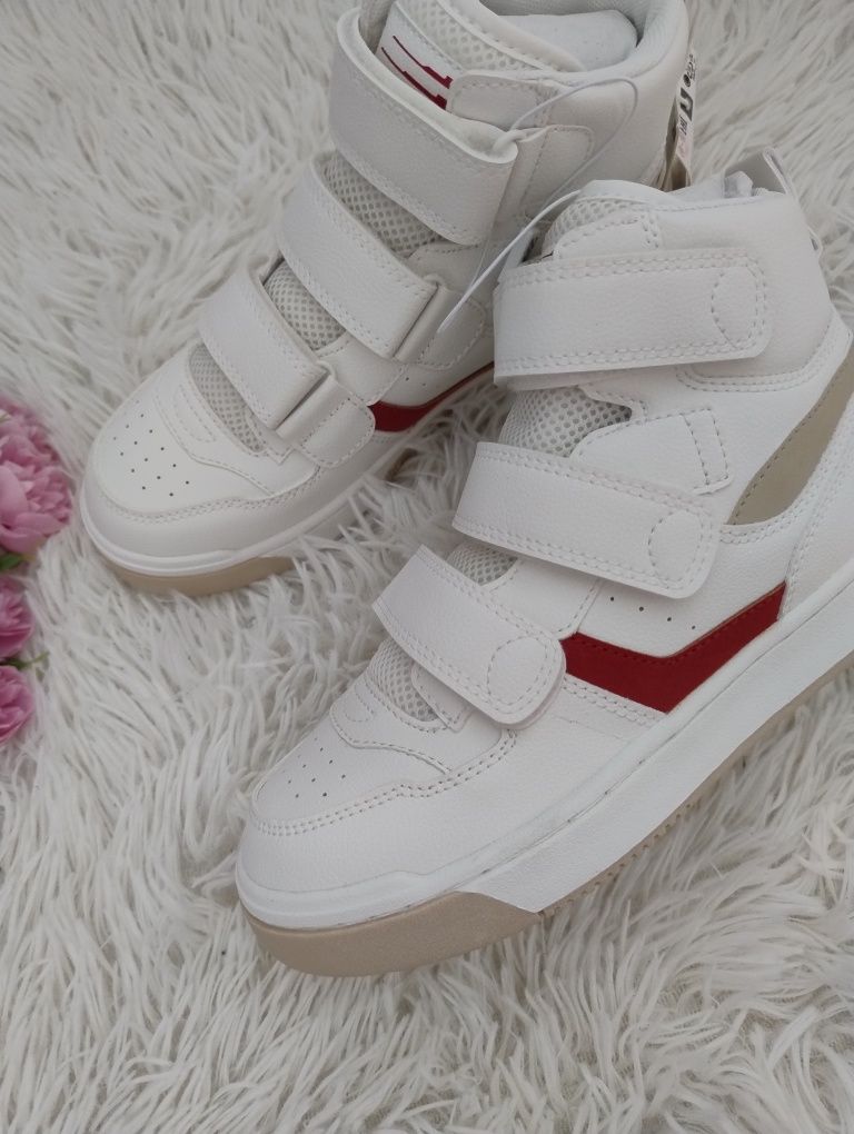 Nowe chłopięce sportowe buty na rzepy Zara roz 34