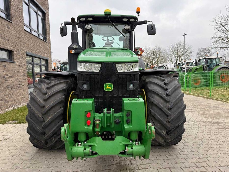Трактор JOHN DEERE 8370R 2017 рік, 3100 мото/год