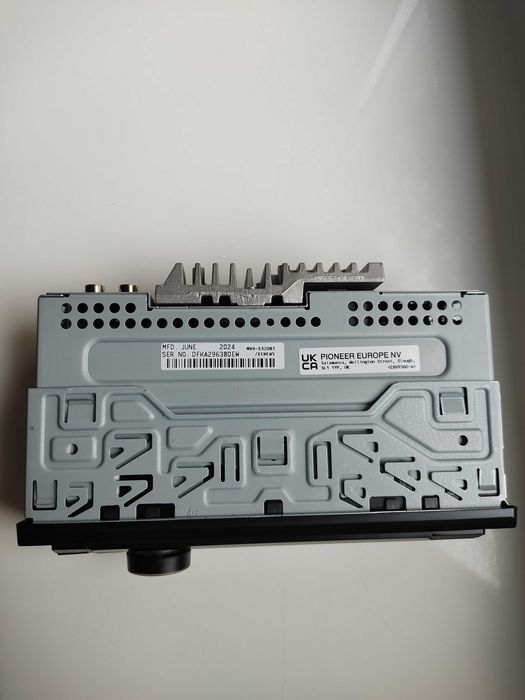 Sprzedam radio samochodowe PIONEER MVH-S320BT