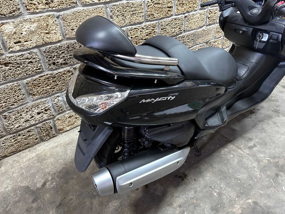 Ямаха Маджесті 400 Yamaha Majesty