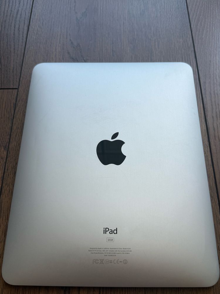 Ipad 1 generation 2010 перше покоління