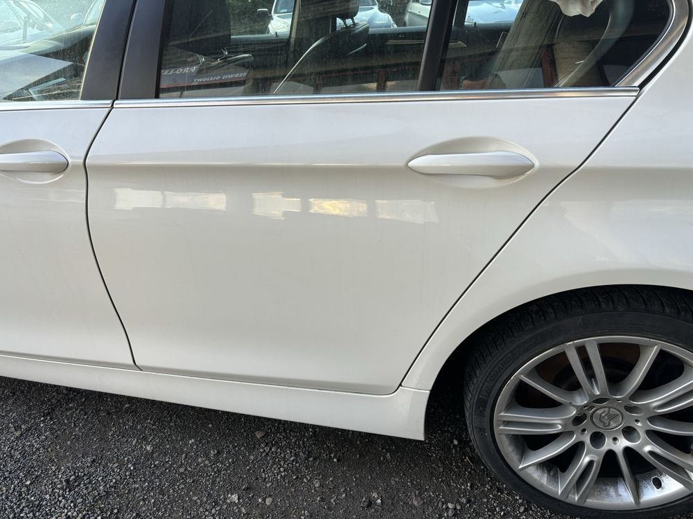 BMW F10 F11 Drzwi lewe przód tył A300