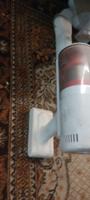Xiaomi vacuum cleaner  пилесос