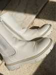 Botas brancas tamanho 35