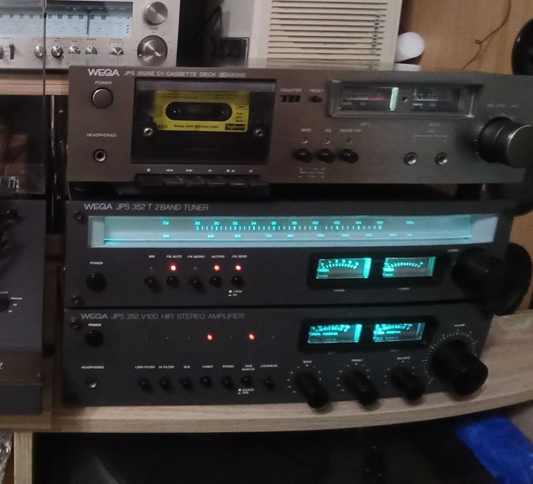 Sony / Wega JPS 352 C1