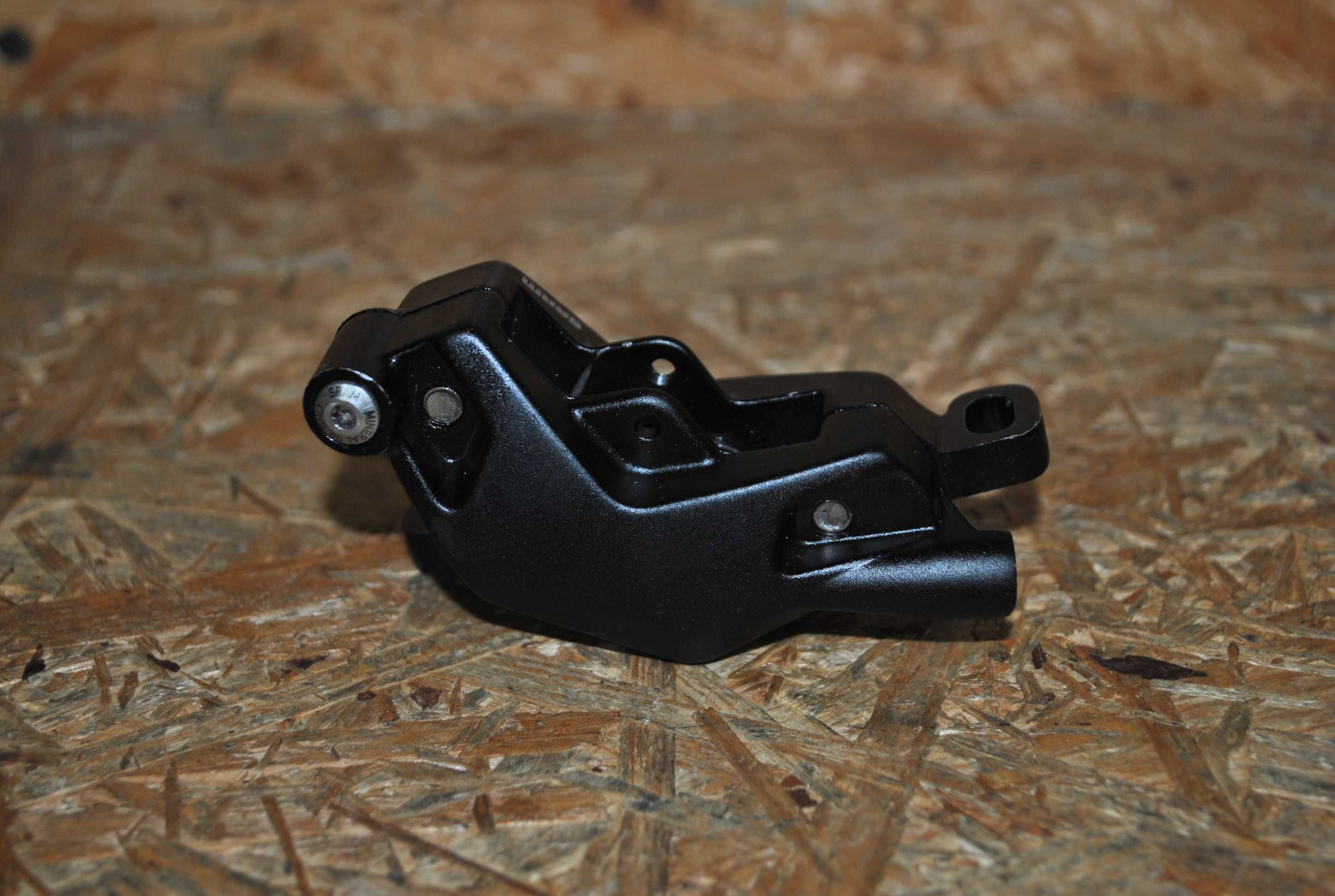 Iealny Zacisk hamulca tarczowego SRAM DB8 Enduro 4 tłoki