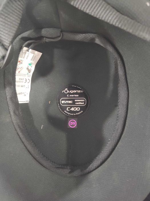 Capacete de equitação semi-novo