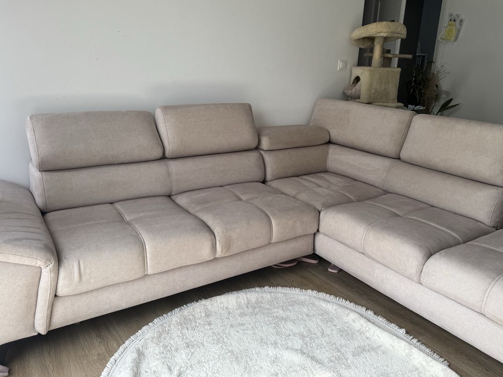Sprzedam naroznik Agata Meble - regulowane zagłówki, funcja spania