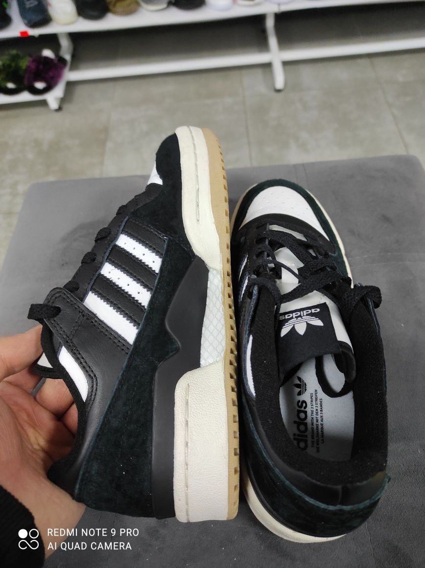 ОРИГІНАЛ 100% Кросівки Adidas Снікерcи Forum Low Cl J ID6862