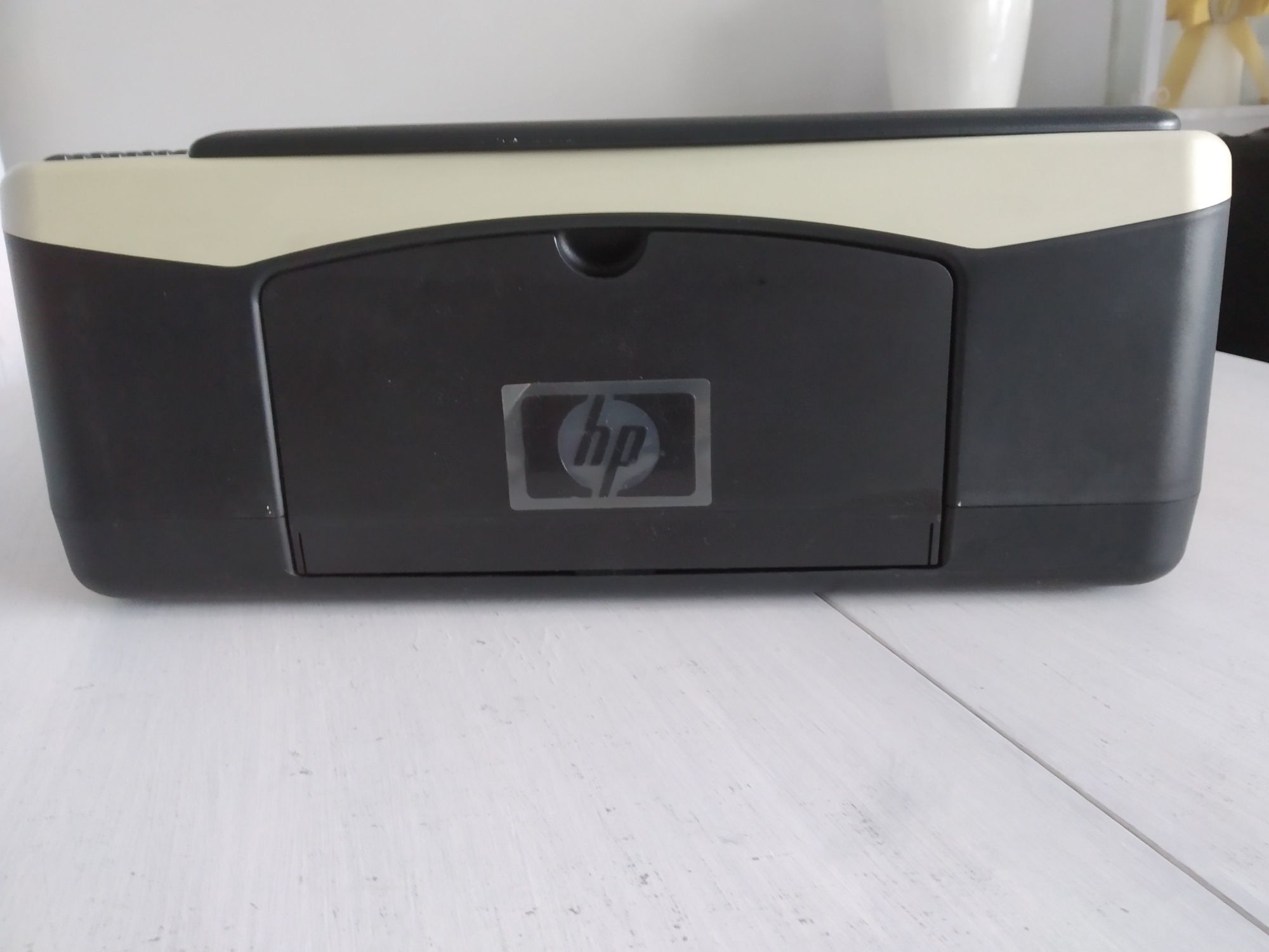 Drukarka HP z skanerem model VB595A.